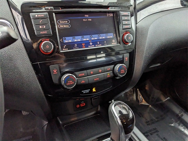 2021 Nissan Rogue Sport SV