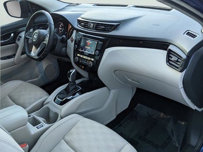 2022 Nissan Rogue Sport SV