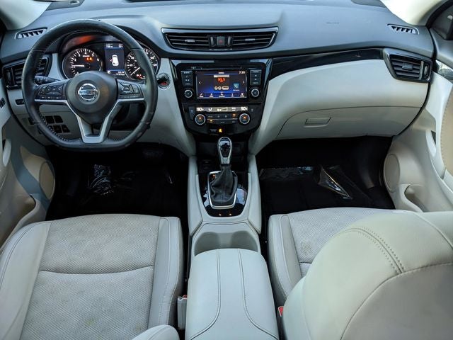 2022 Nissan Rogue Sport SV