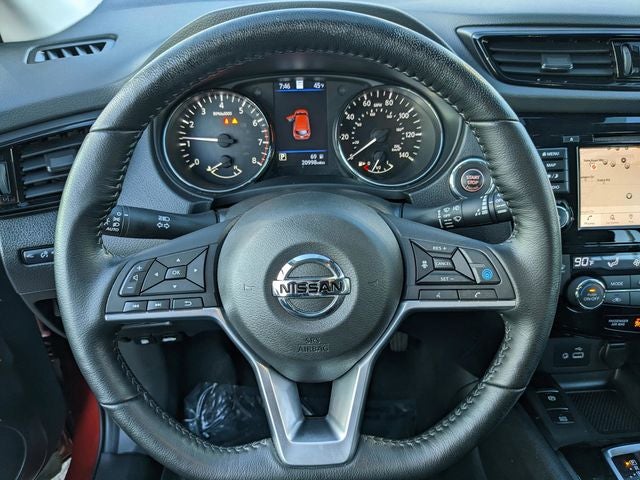 2022 Nissan Rogue Sport SL