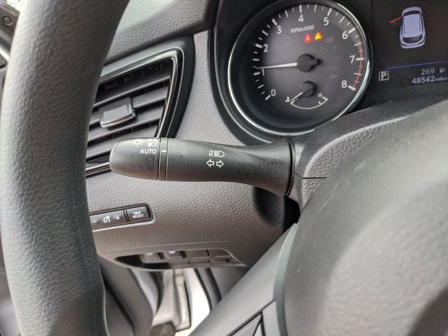 2020 Nissan Rogue Sport SV