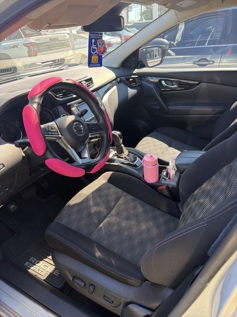 2020 Nissan Rogue Sport SV