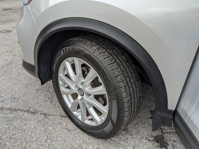 2020 Nissan Rogue Sport SV