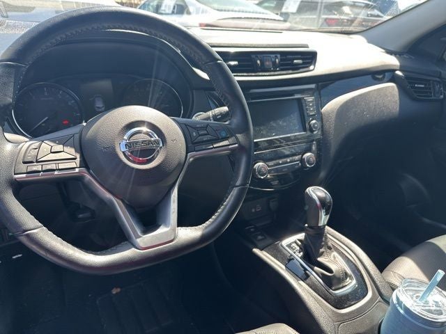 2022 Nissan Rogue Sport SL