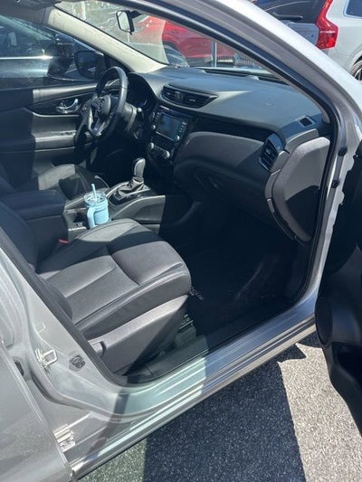 2022 Nissan Rogue Sport SL