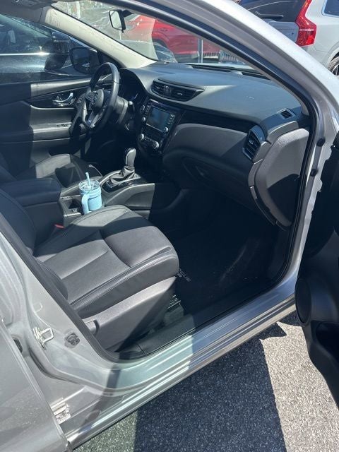 2022 Nissan Rogue Sport SL