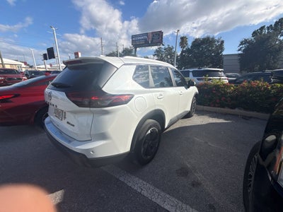 2024 Nissan Rogue SV
