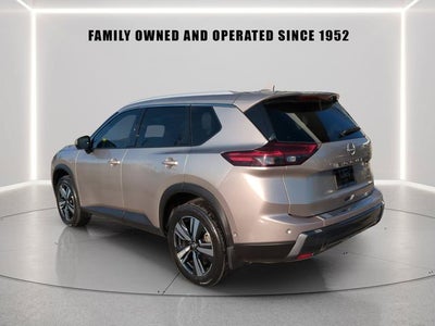 2025 Nissan Rogue SL