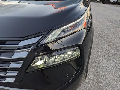 2025 Nissan Rogue SL