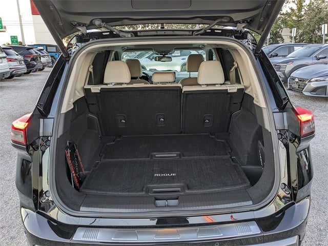 2025 Nissan Rogue SL