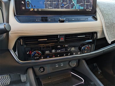 2025 Nissan Rogue SL