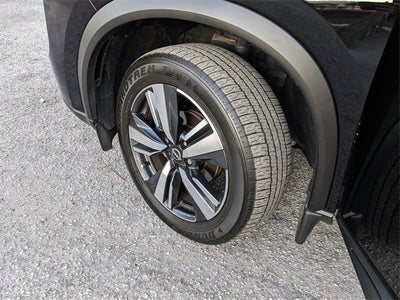 2025 Nissan Rogue SL