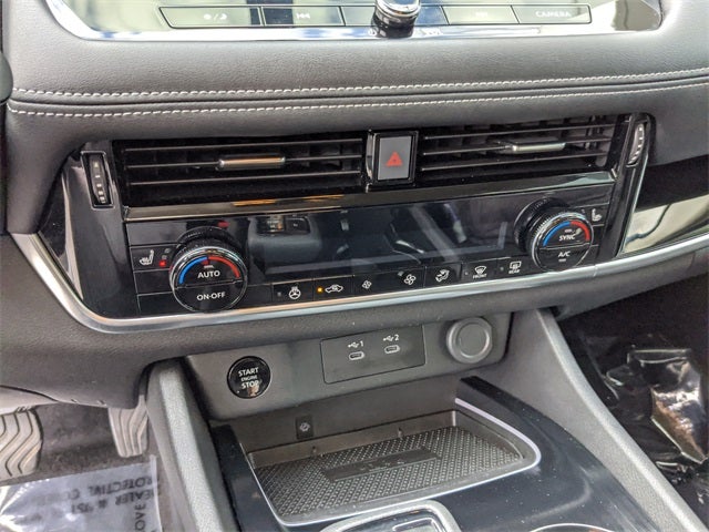 2025 Nissan Rogue SL