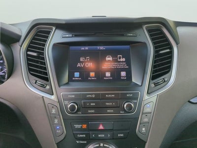 2018 Hyundai Santa Fe SE