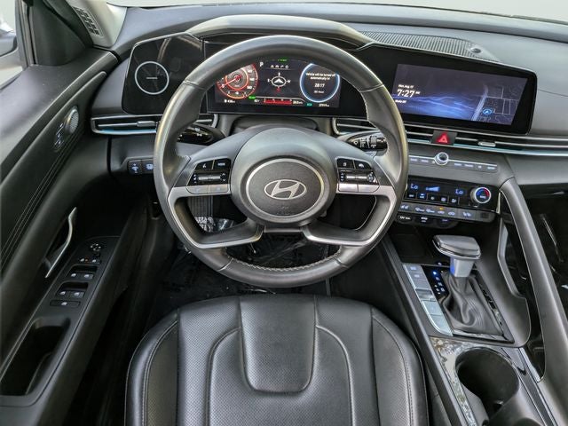 2025 Hyundai Elantra Hybrid Limited