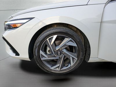 2025 Hyundai Elantra Hybrid Limited