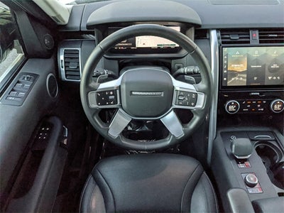 2024 Land Rover Discovery S