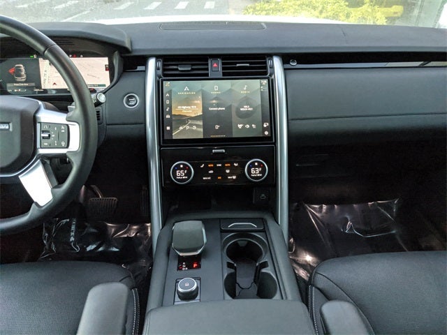 2024 Land Rover Discovery S
