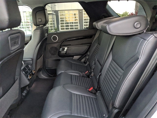 2024 Land Rover Discovery S