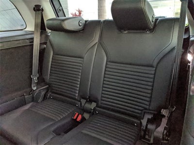 2024 Land Rover Discovery S