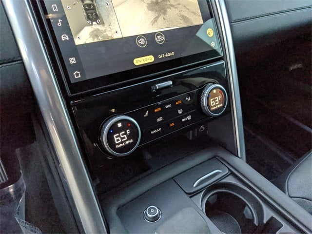 2024 Land Rover Discovery S