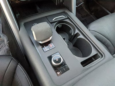 2024 Land Rover Discovery S