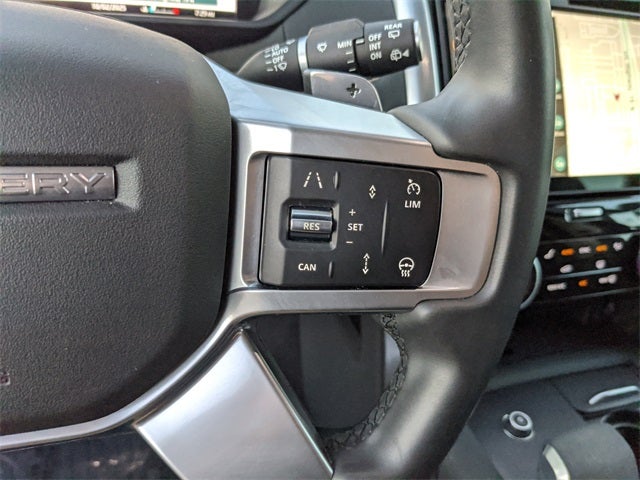 2024 Land Rover Discovery S