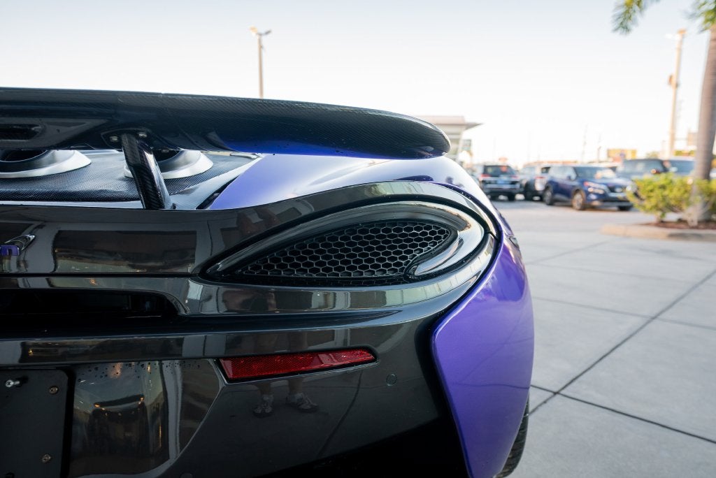 2017 McLaren 570S Base