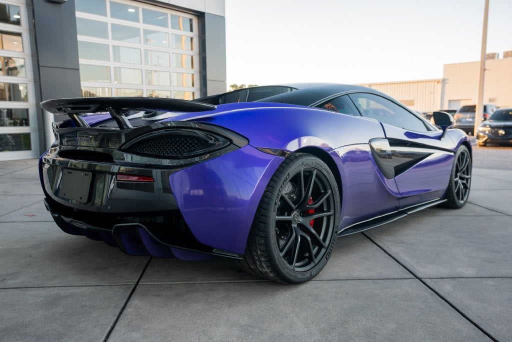 2017 McLaren 570S Base