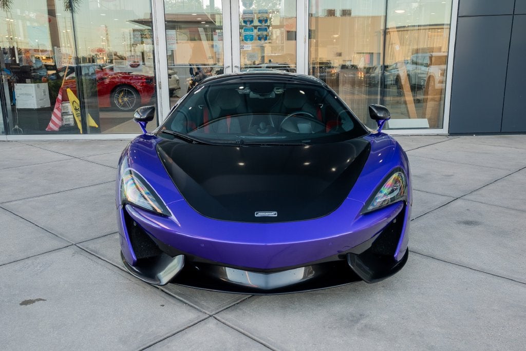 2017 McLaren 570S Base