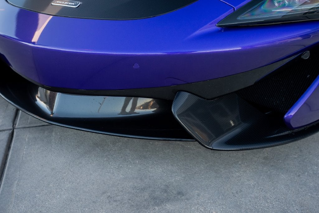 2017 McLaren 570S Base