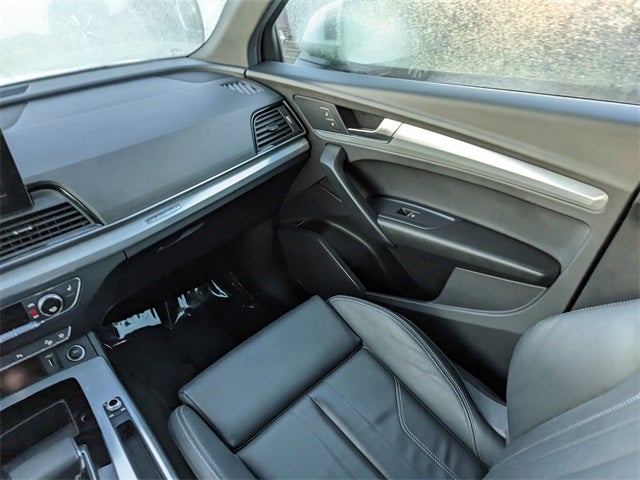 2025 Audi Q5 45 S line Premium quattro