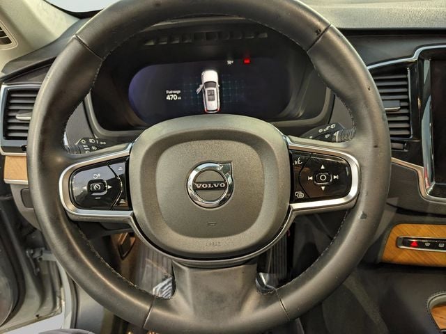 2024 Volvo XC90 B5 Plus
