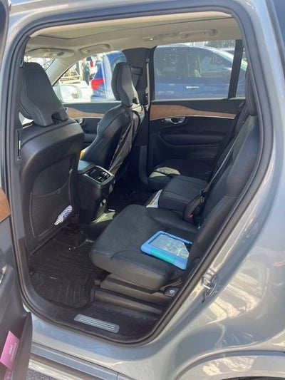 2024 Volvo XC90 B5 Plus