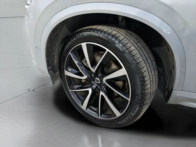 2024 Volvo XC90 B5 Plus