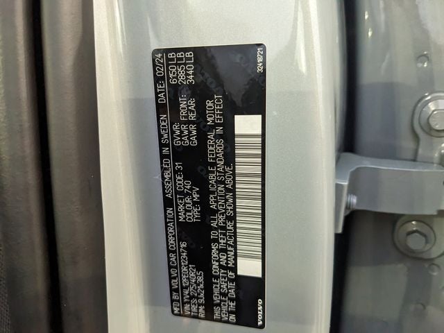 2024 Volvo XC90 B5 Plus