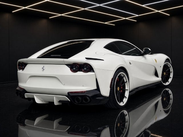 2019 Ferrari 812 Superfast Base