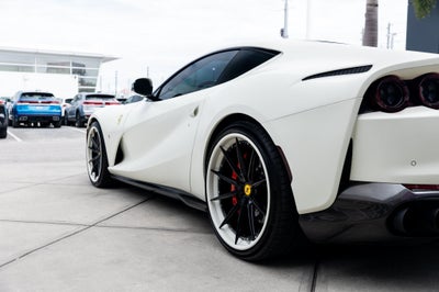 2019 Ferrari 812 Superfast Base