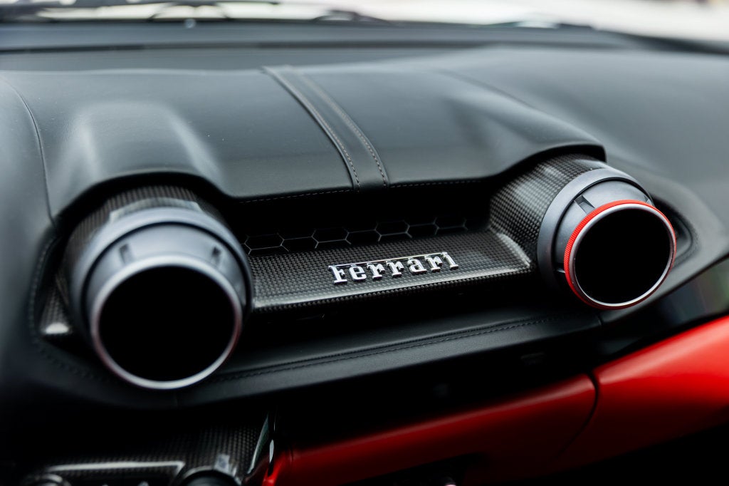 2019 Ferrari 812 Superfast Base