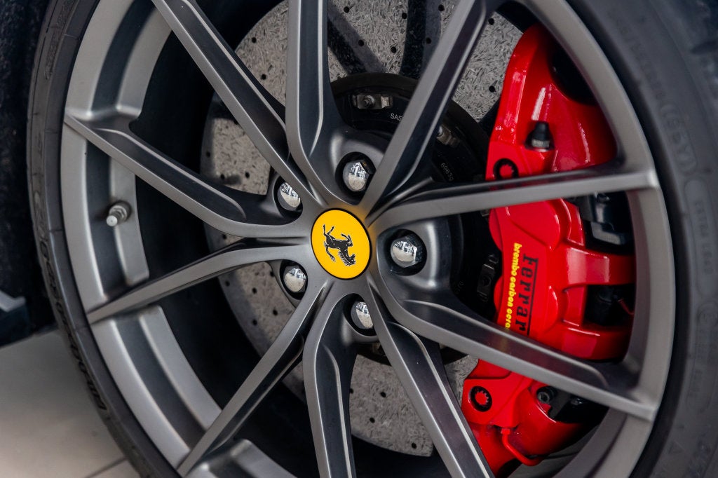 2021 Ferrari F8 Tributo Base
