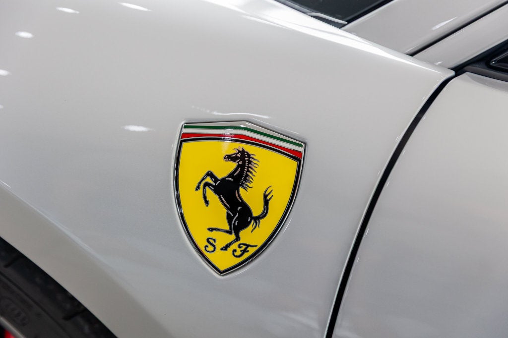 2021 Ferrari F8 Tributo Base