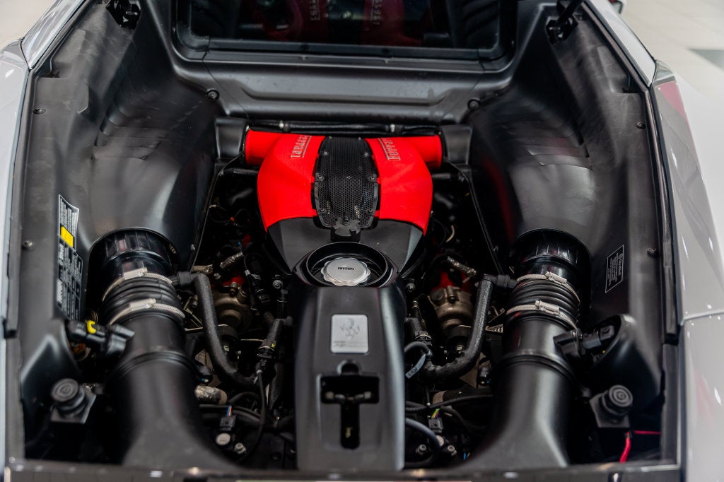 2021 Ferrari F8 Tributo Base