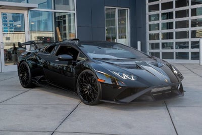 2023 Lamborghini Huracan STO Base