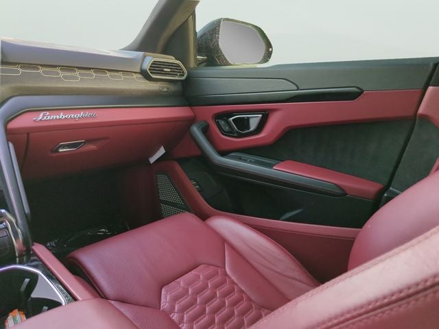 2021 Lamborghini Urus Base