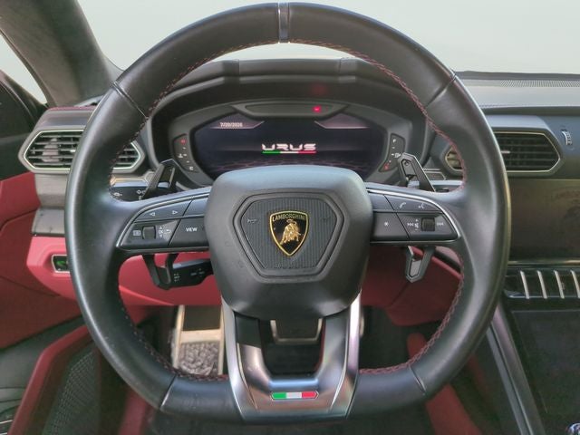 2021 Lamborghini Urus Base