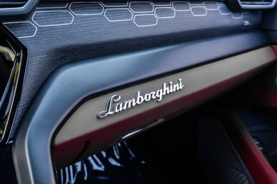 2021 Lamborghini Urus Base