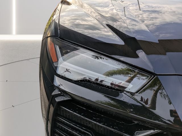 2021 Lamborghini Urus Base
