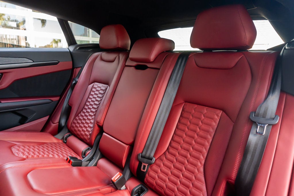 2021 Lamborghini Urus Base