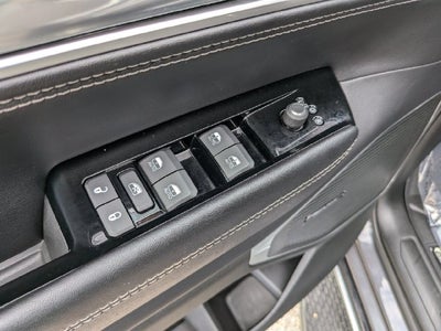 2023 Jeep Wagoneer Base