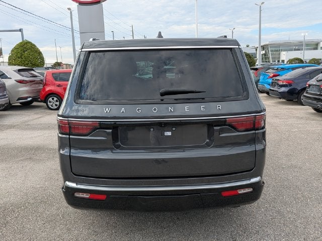 2023 Jeep Wagoneer Base